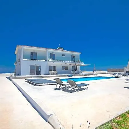 Отель Sienna, Fabulous 6bdr Protaras Паралимни