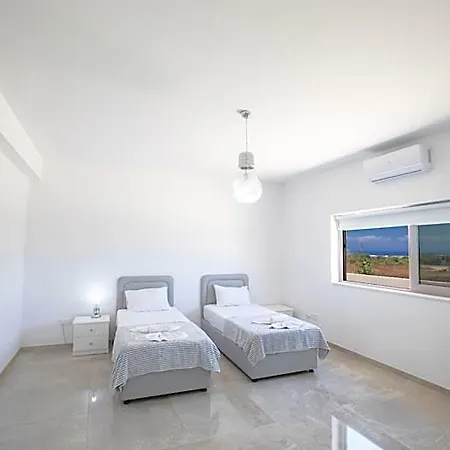 Hotel Sienna, Fabulous 6bdr Protaras Paralimni