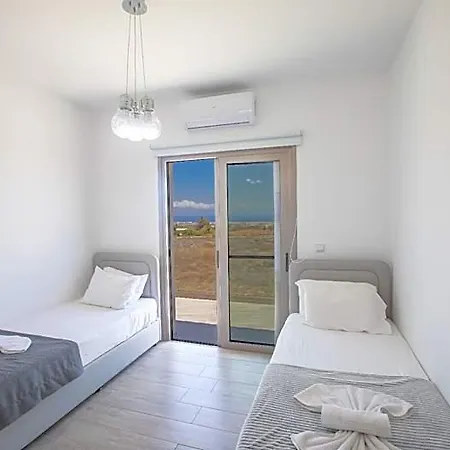 Sienna, Fabulous 6bdr Protaras Отель 3*
