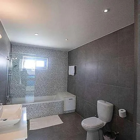 Sienna, Fabulous 6bdr Protaras Отель 3*